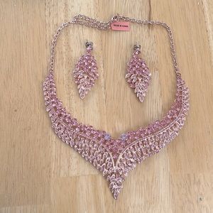 Stunning Rose Gold Jewelry Set